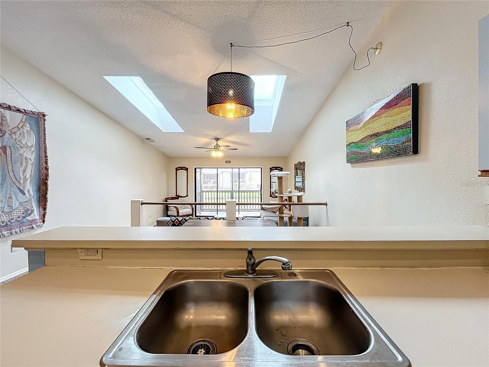 Image 16 of 30 For 6262 93rd Terrace N 3904