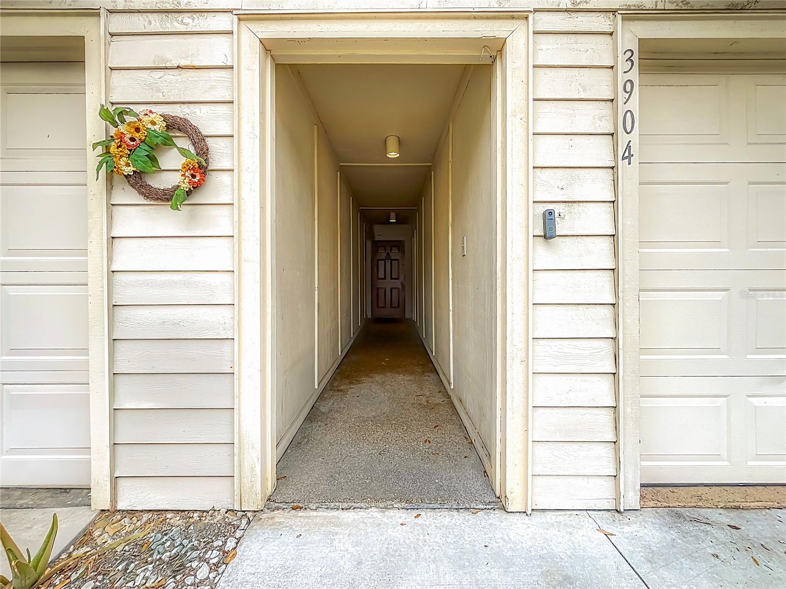 Image 3 of 30 For 6262 93rd Terrace N 3904