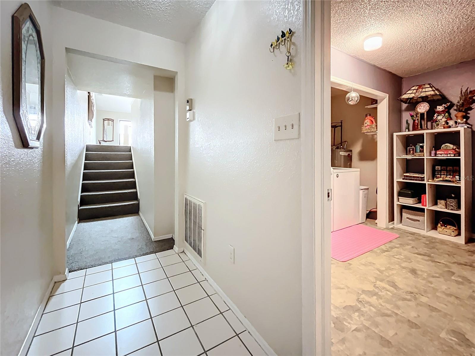 Image 5 of 30 For 6262 93rd Terrace N 3904