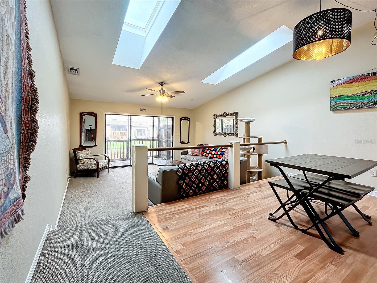 Image 6 of 30 For 6262 93rd Terrace N 3904