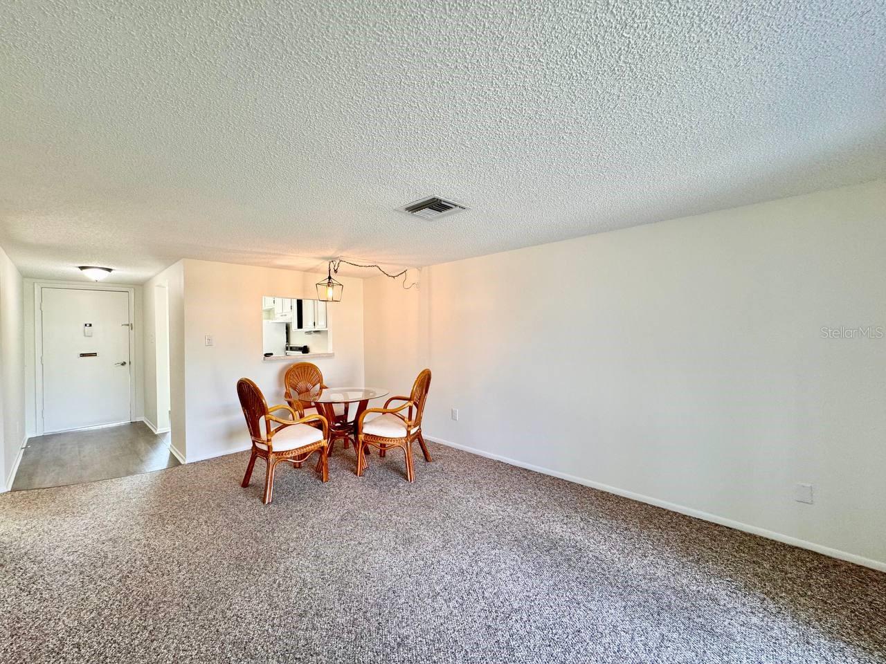 Image 3 of 20 For 3422 Trophy Boulevard