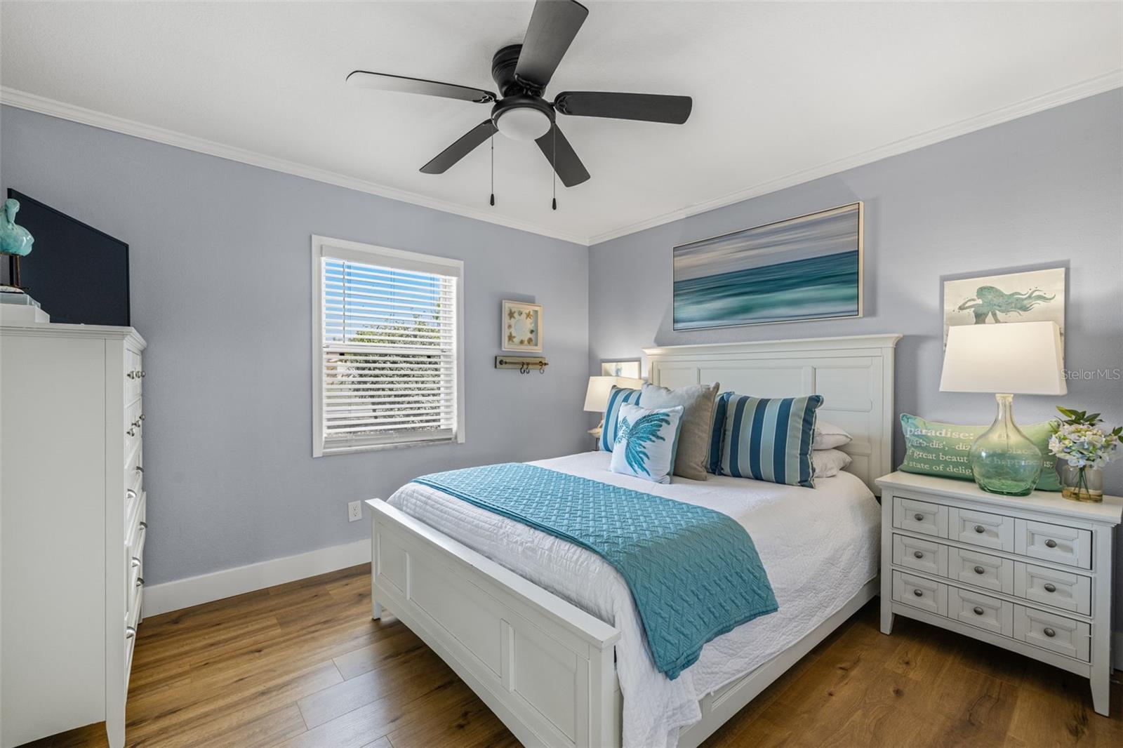 Listing photo id 27 for 8462 Flagstone Drive