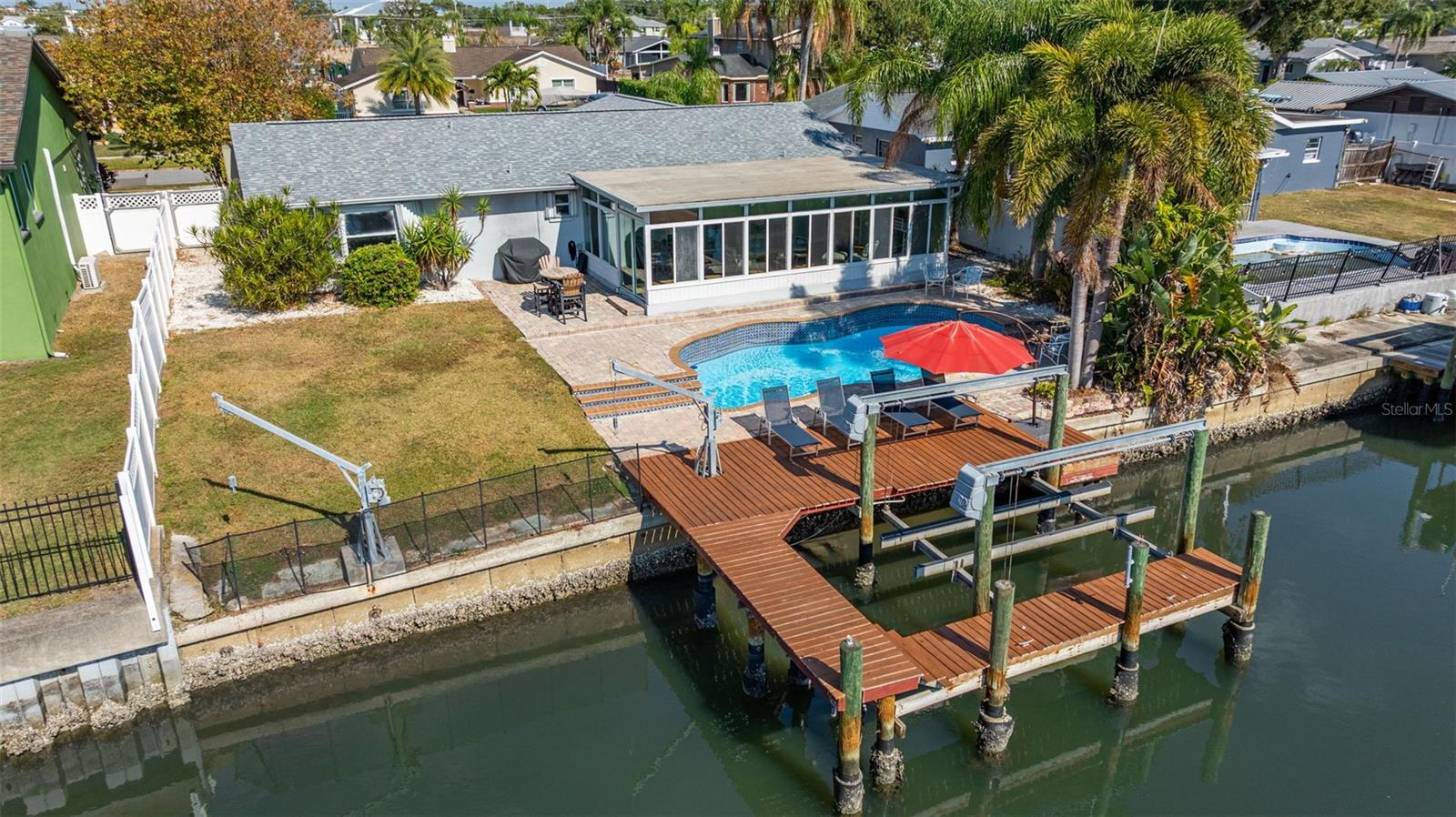 Listing photo id 1 for 8462 Flagstone Drive