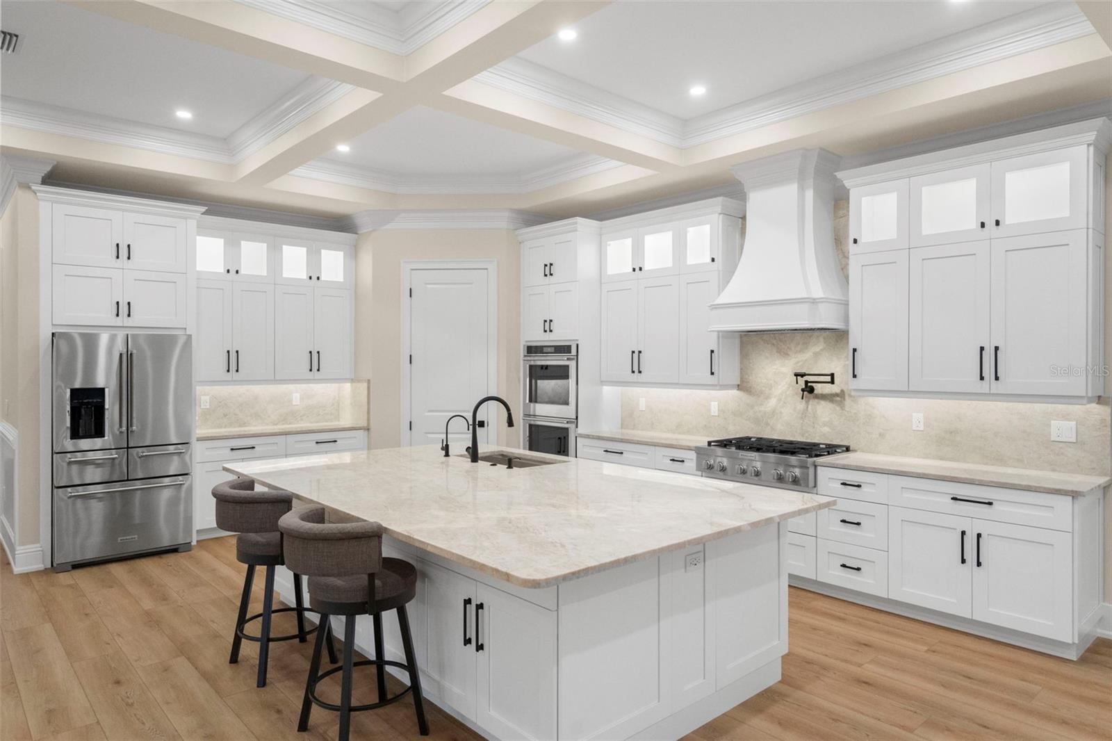 Image 12 of 62 For 324 3rd Avenue N