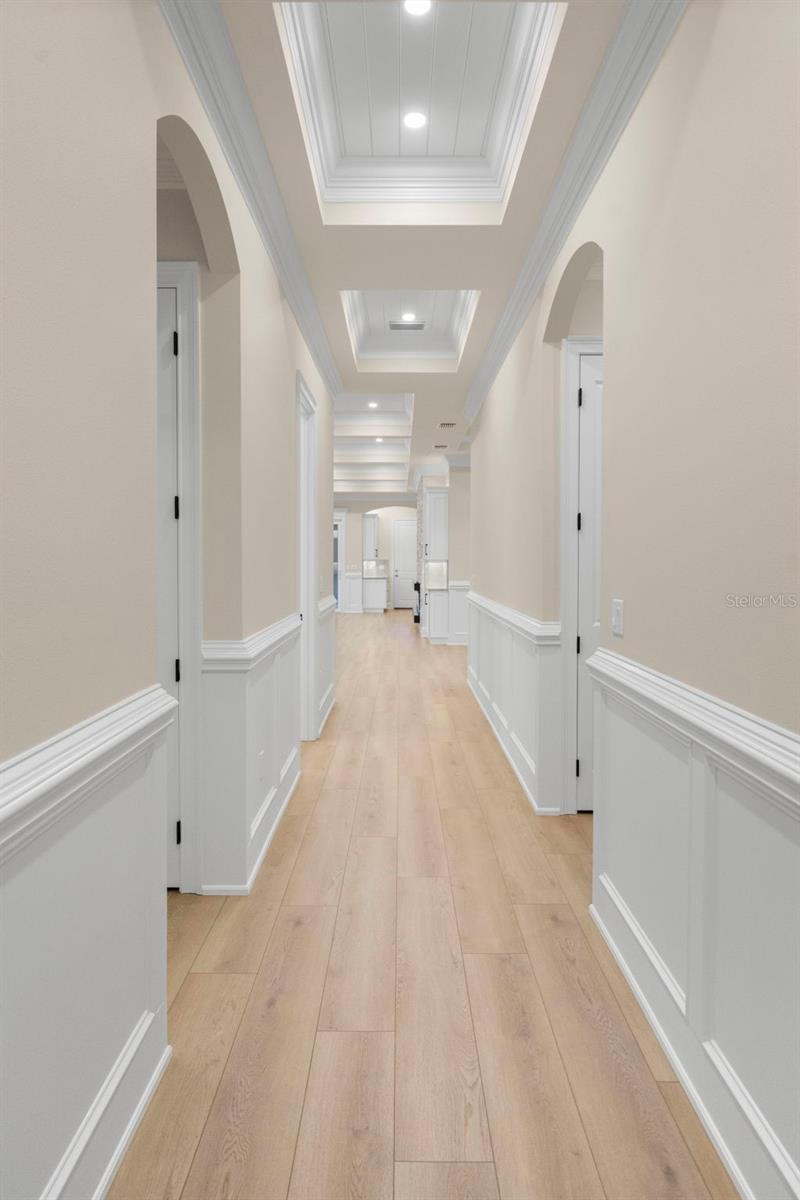 Image 25 of 62 For 324 3rd Avenue N