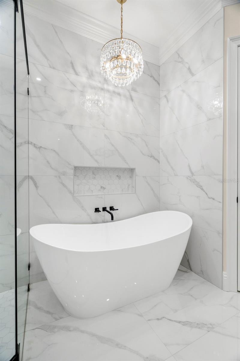 Image 40 of 62 For 324 3rd Avenue N