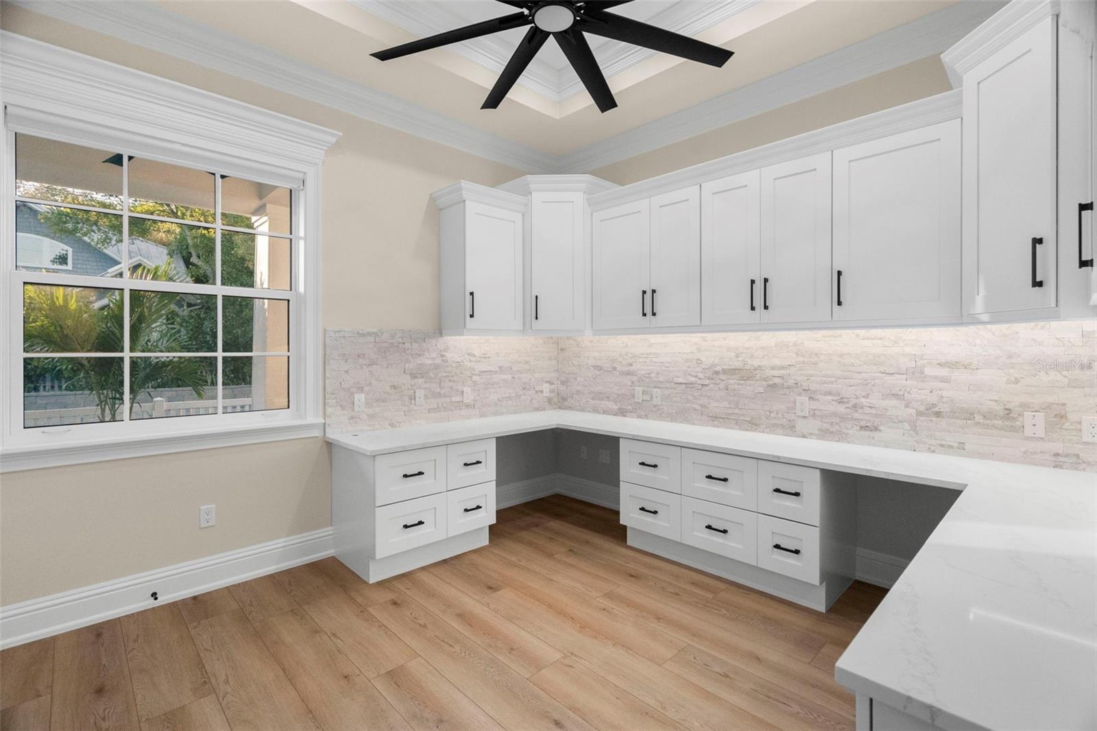 Image 52 of 62 For 324 3rd Avenue N