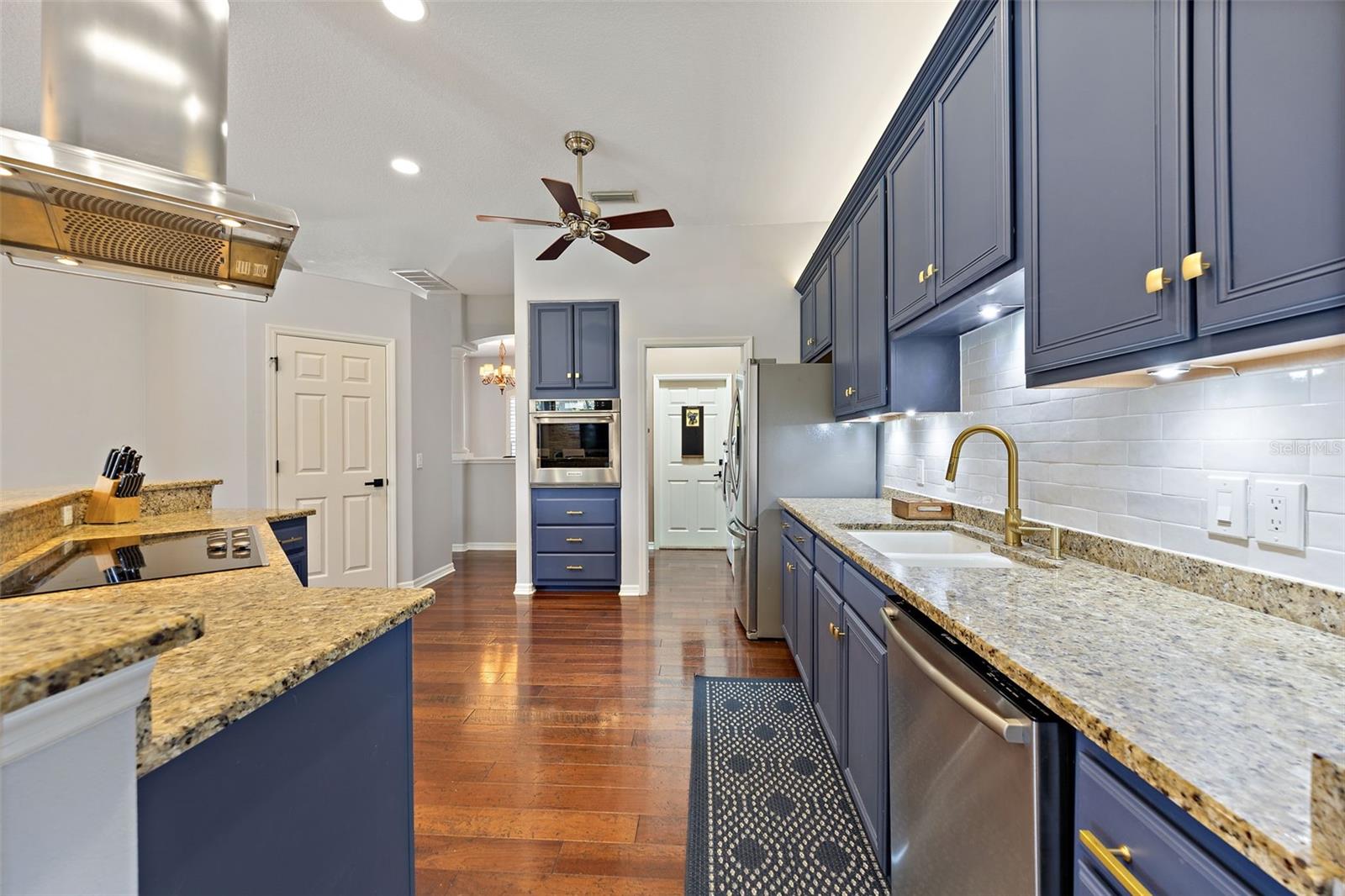 Image 7 of 46 For 419 141st Court Ne