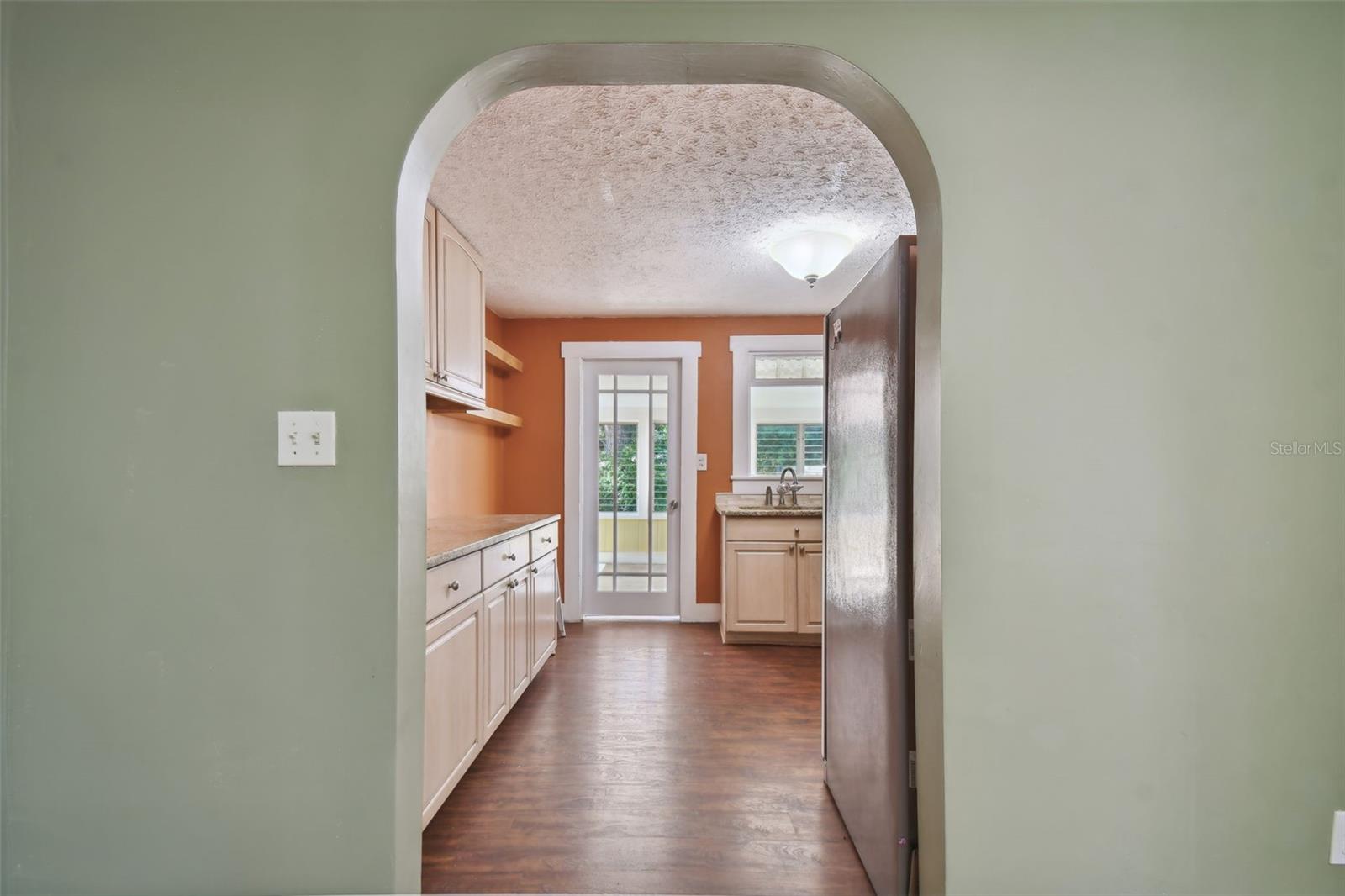 Image 36 of 100 For 1925 52nd Street S