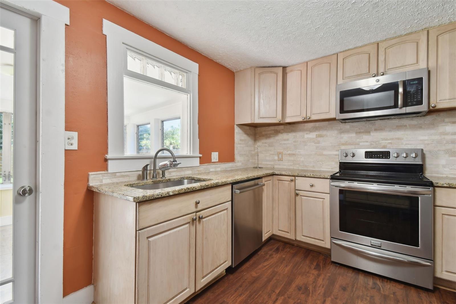 Image 38 of 100 For 1925 52nd Street S