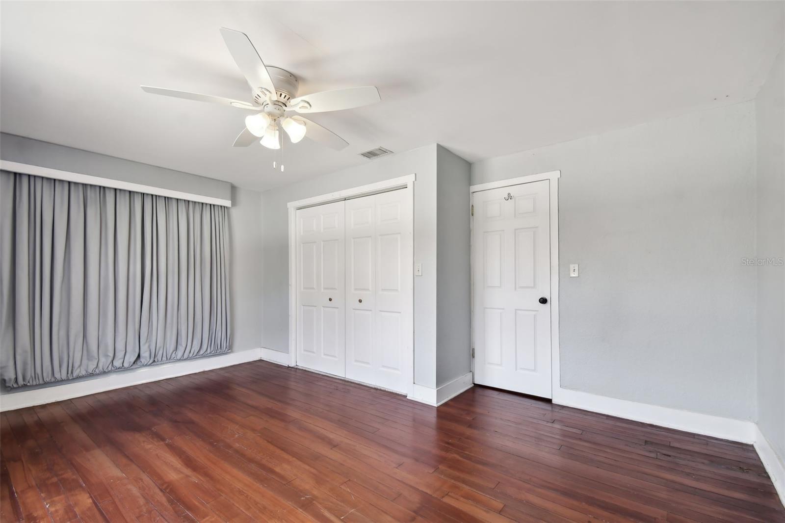 Image 46 of 100 For 1925 52nd Street S