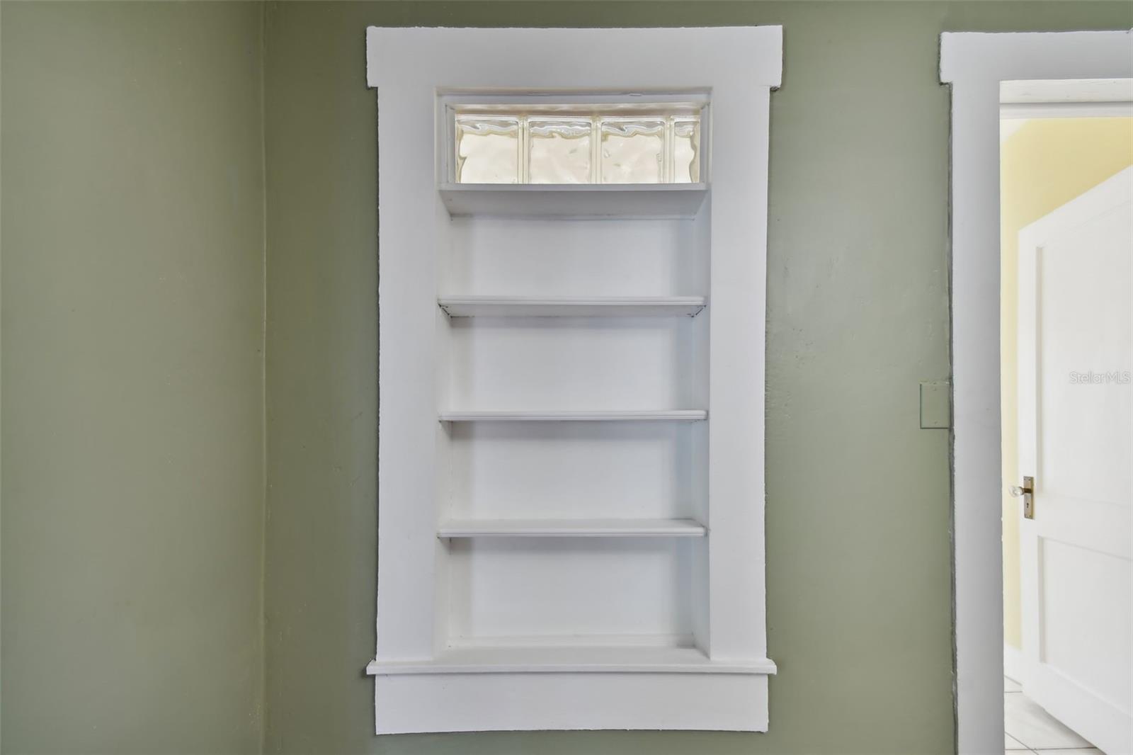 Image 53 of 100 For 1925 52nd Street S