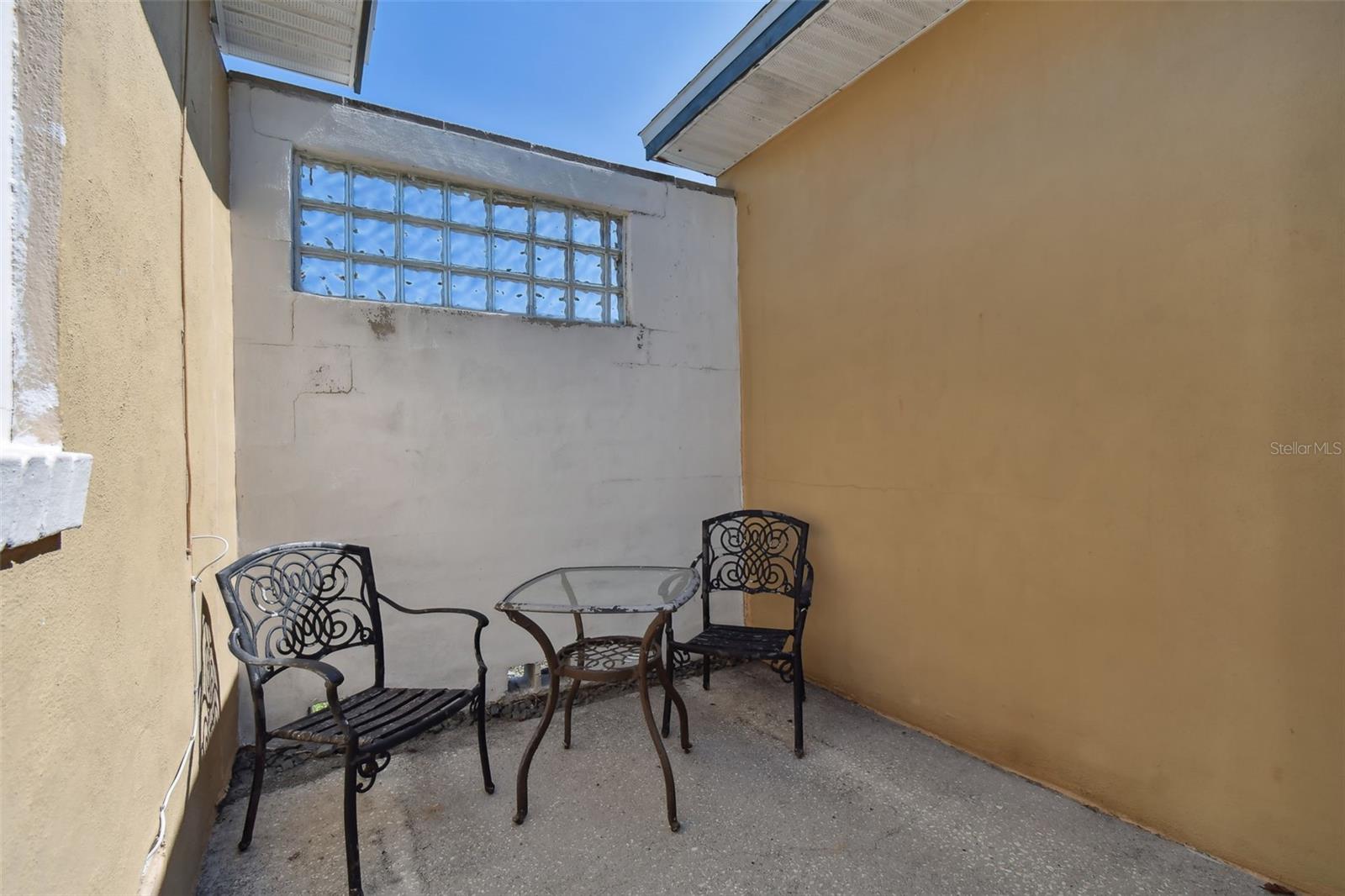 Image 62 of 100 For 1925 52nd Street S