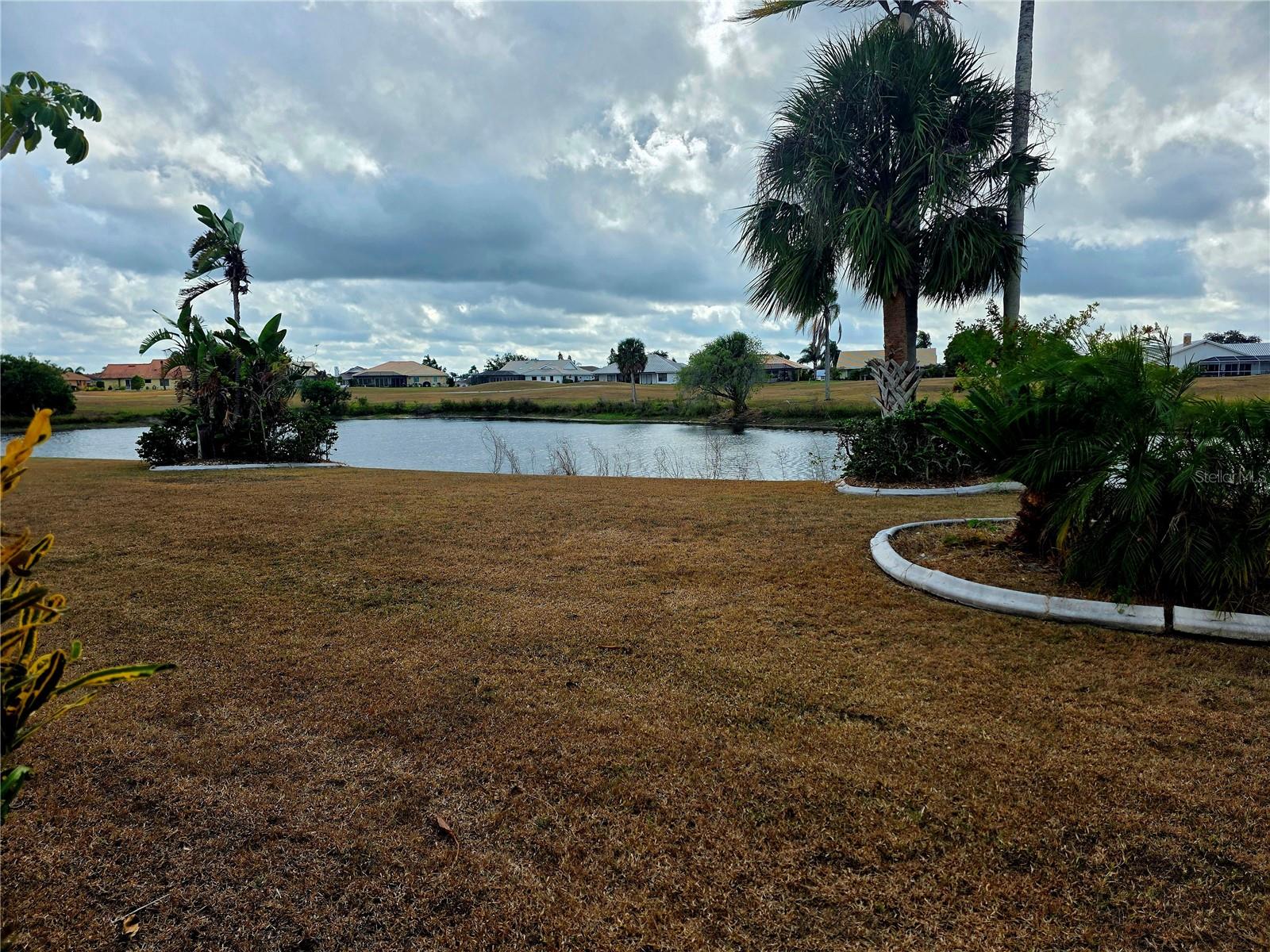 Image 10 of 37 For 1924 New Bedford Drive