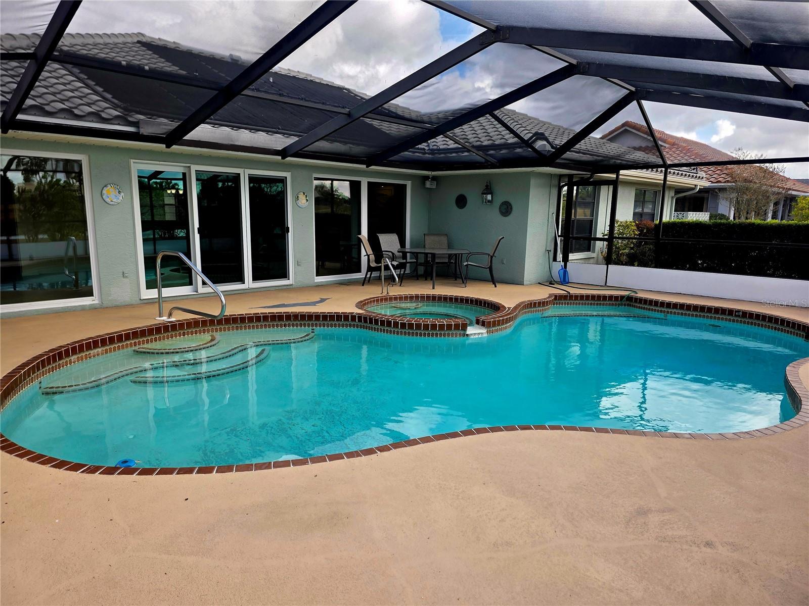 Image 11 of 37 For 1924 New Bedford Drive