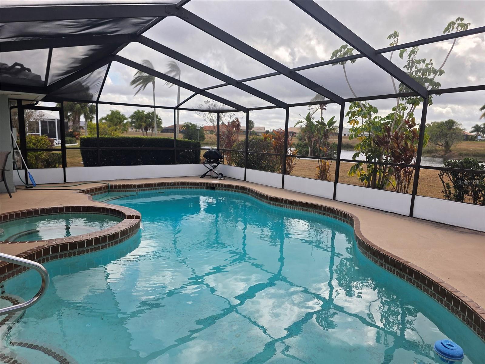 Image 14 of 37 For 1924 New Bedford Drive