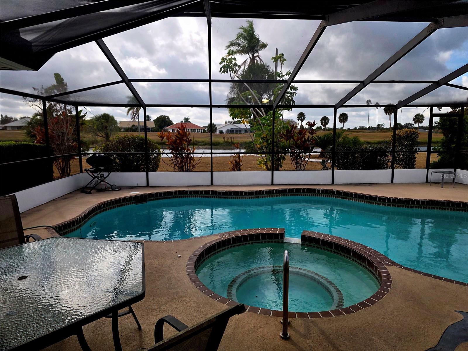 Image 17 of 37 For 1924 New Bedford Drive