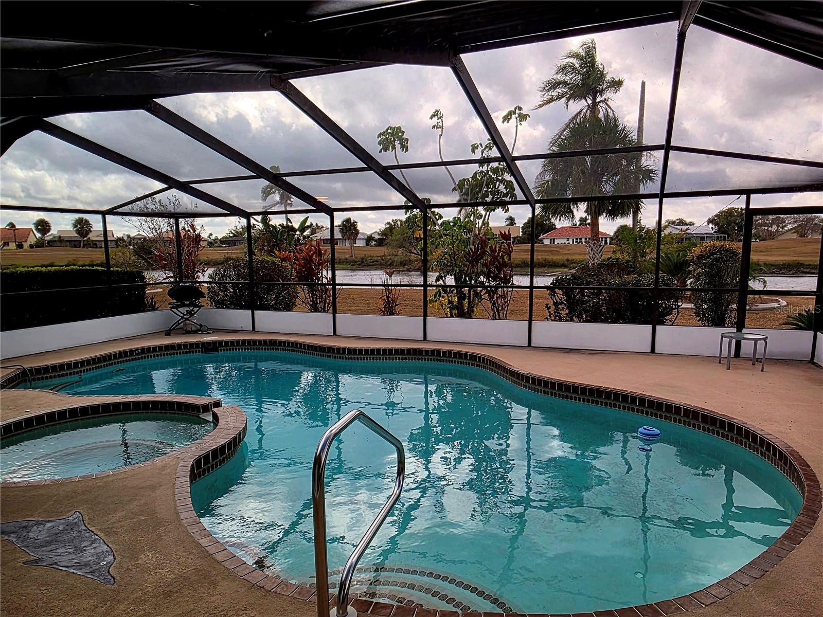 Image 2 of 37 For 1924 New Bedford Drive