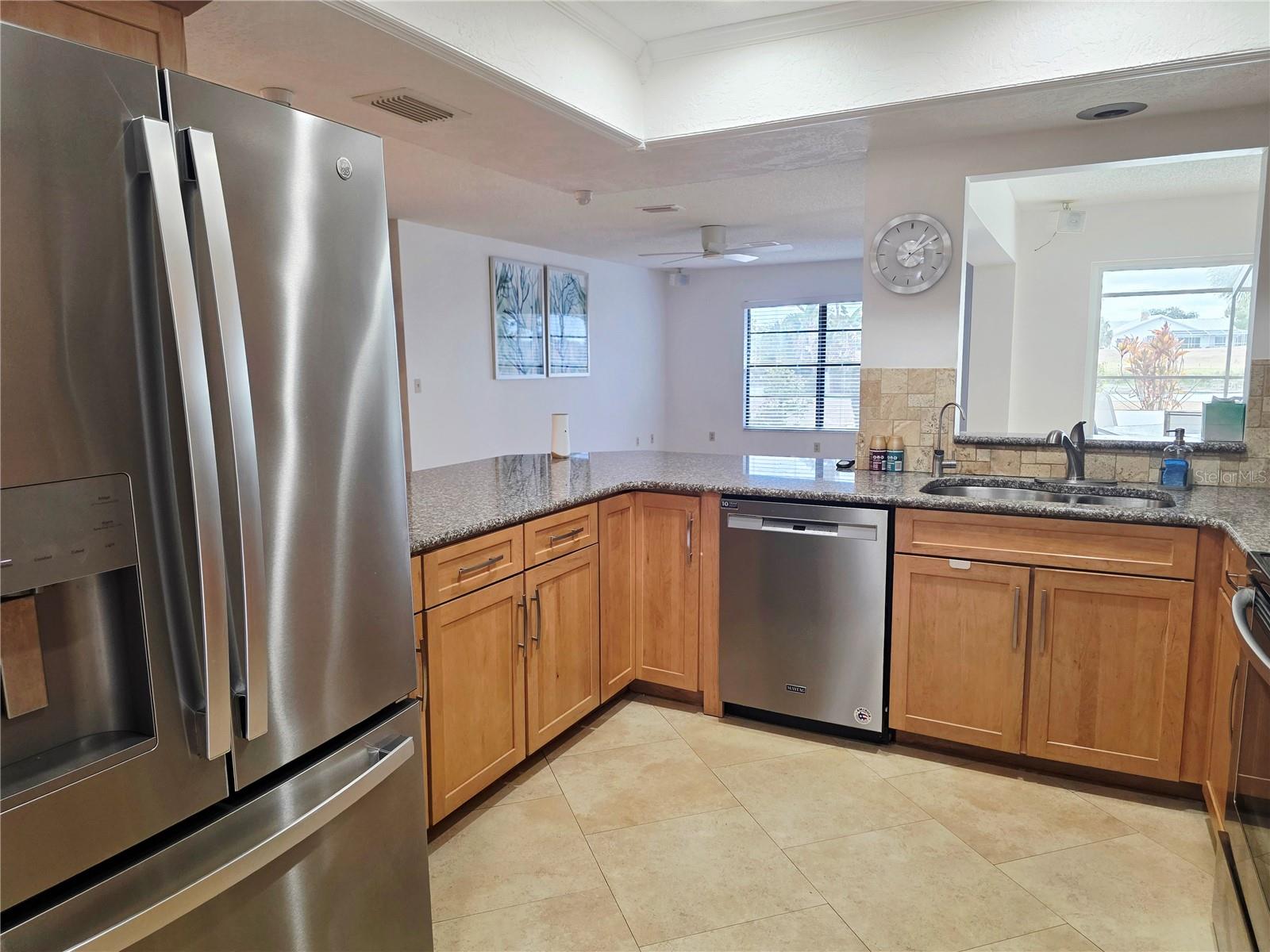 Image 27 of 37 For 1924 New Bedford Drive