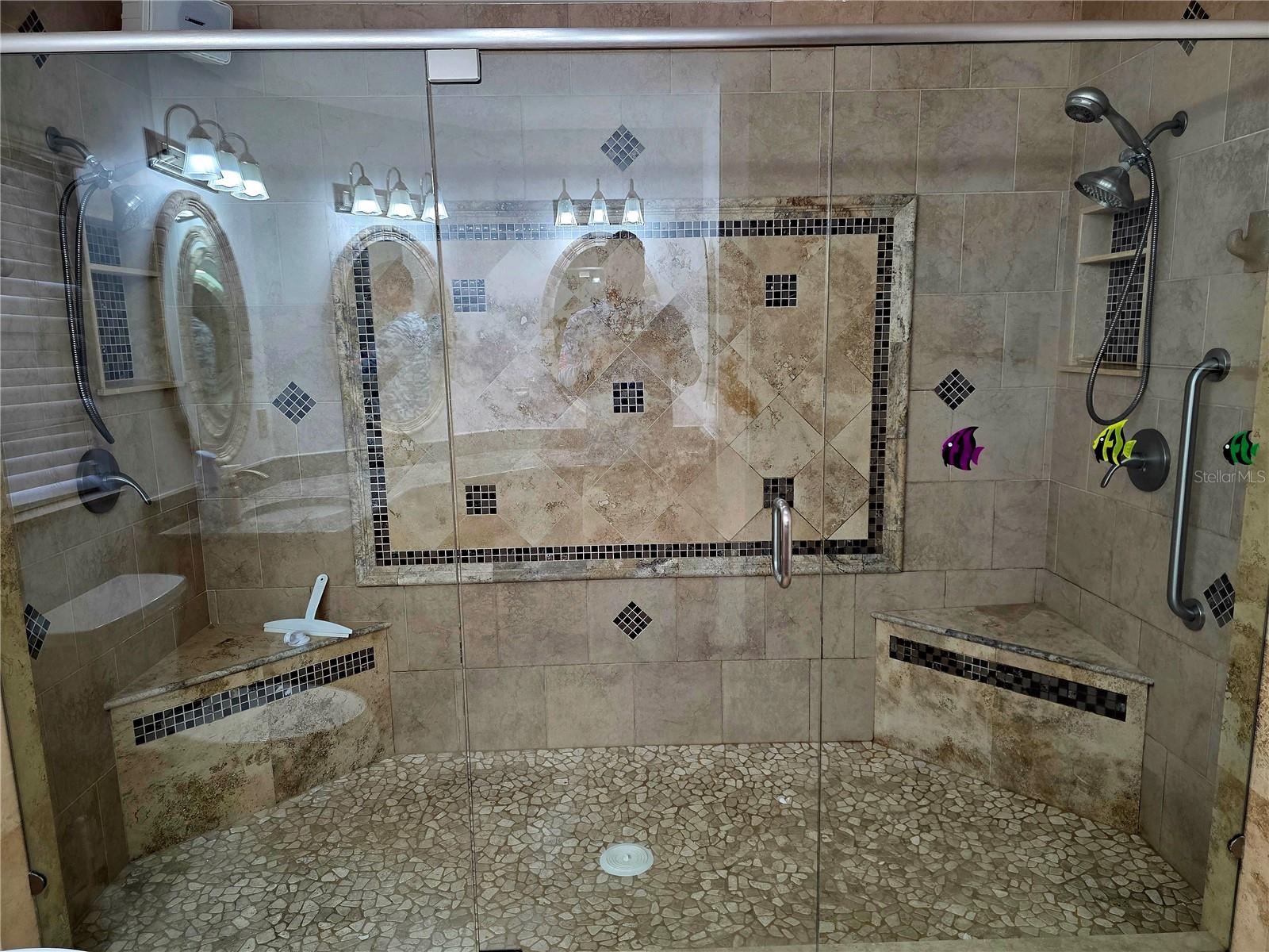 Image 3 of 37 For 1924 New Bedford Drive