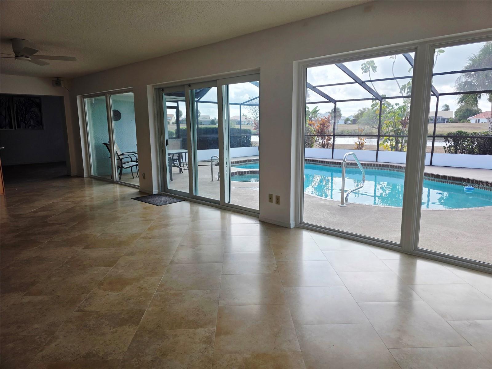 Image 4 of 37 For 1924 New Bedford Drive