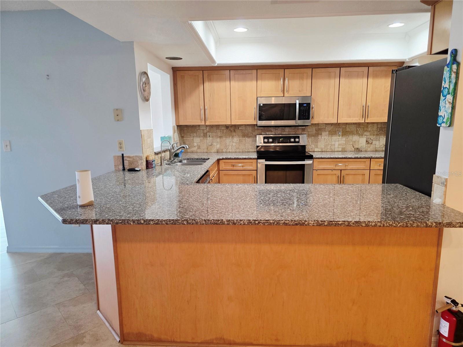 Image 8 of 37 For 1924 New Bedford Drive