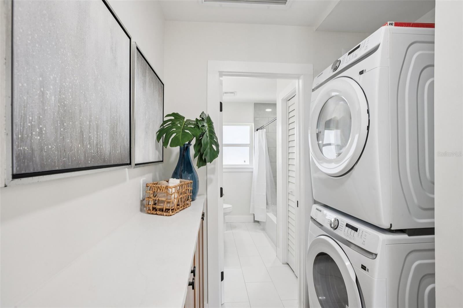 Image 20 of 49 For 1739 Bayou Grande Boulevard Ne