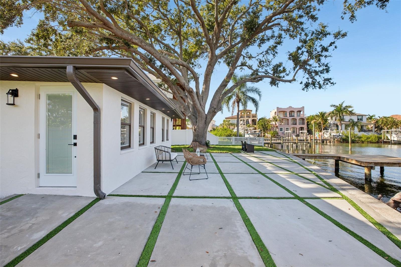 Image 34 of 49 For 1739 Bayou Grande Boulevard Ne