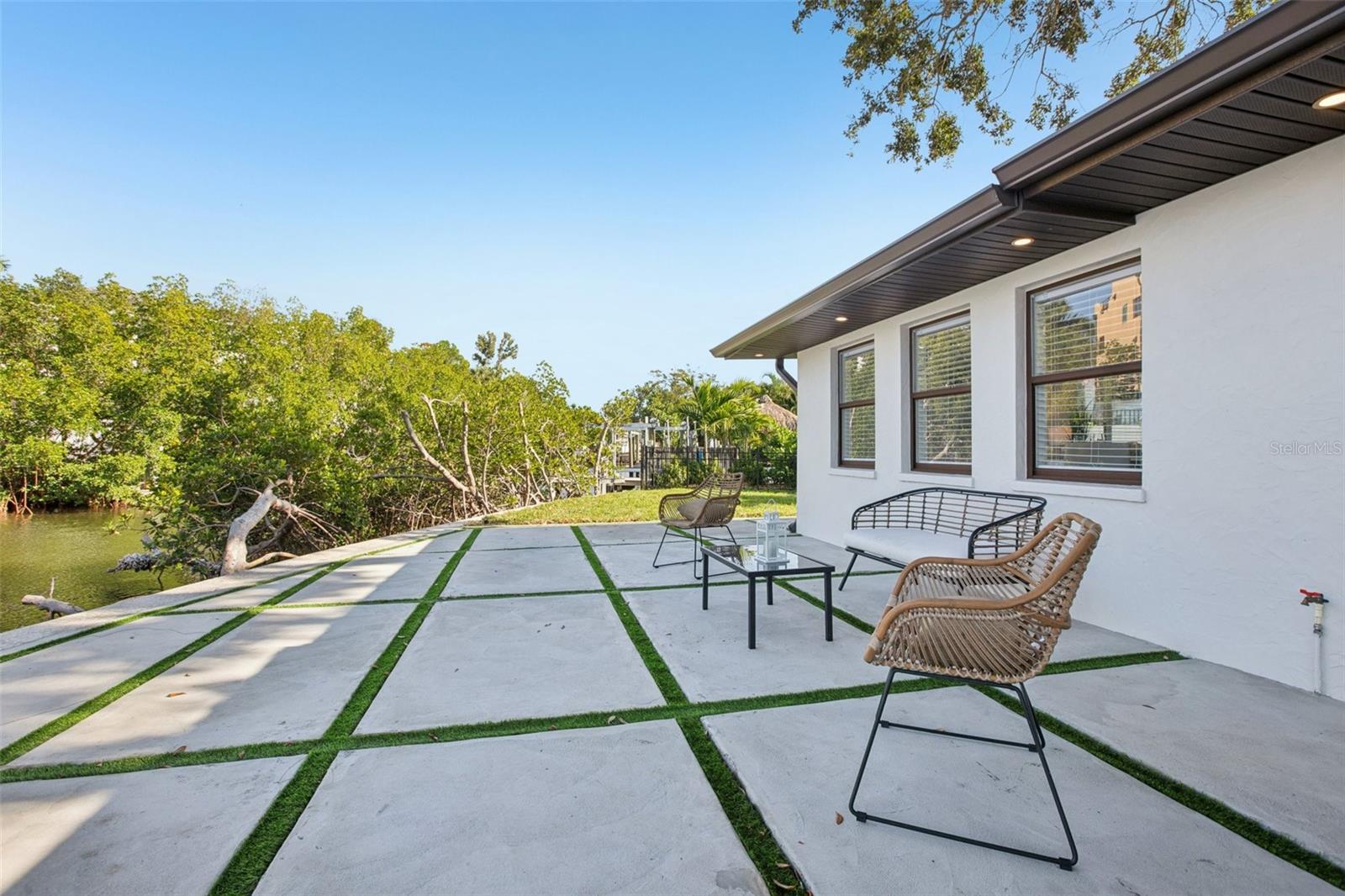 Image 35 of 49 For 1739 Bayou Grande Boulevard Ne