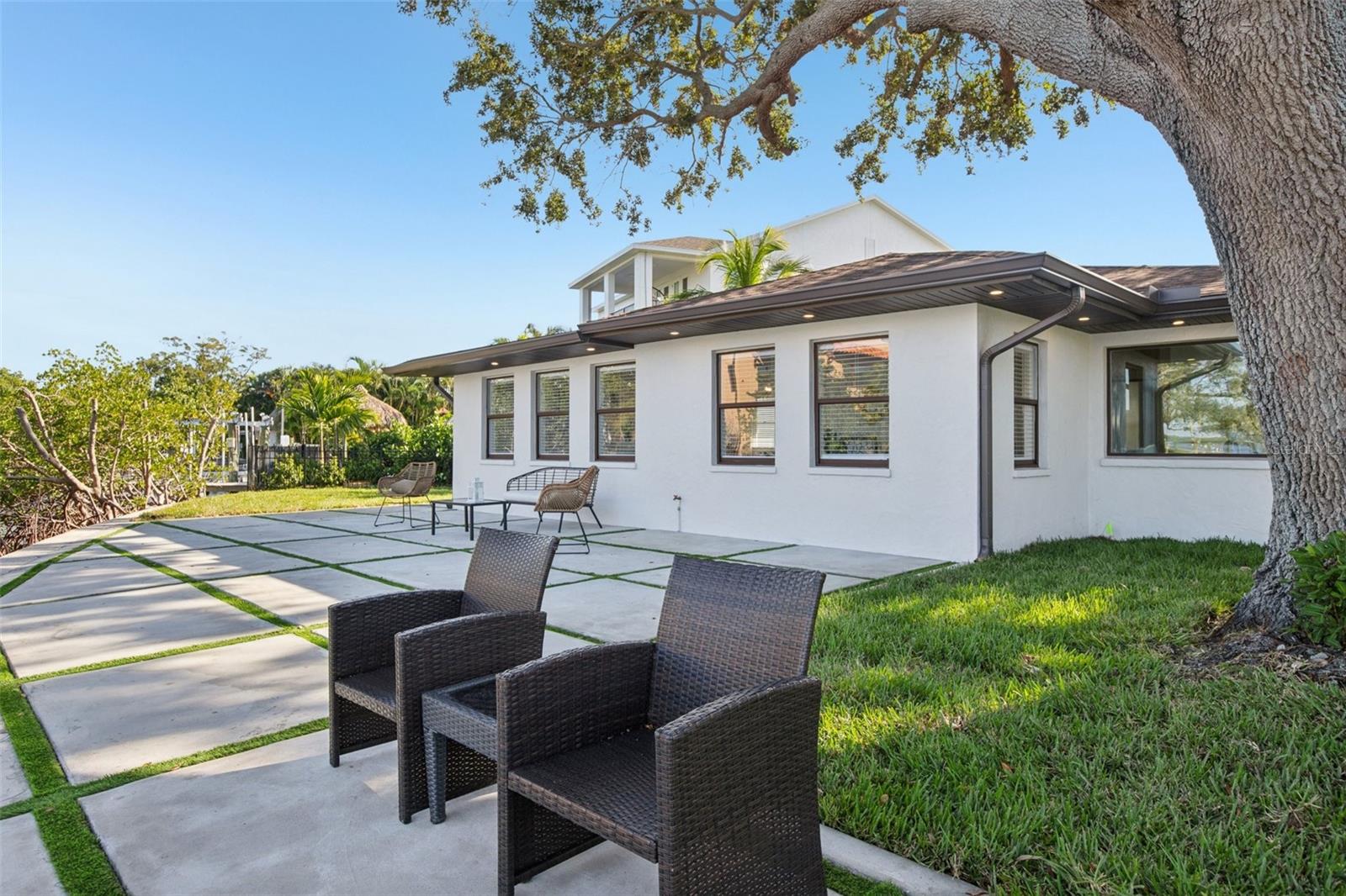 Image 38 of 49 For 1739 Bayou Grande Boulevard Ne