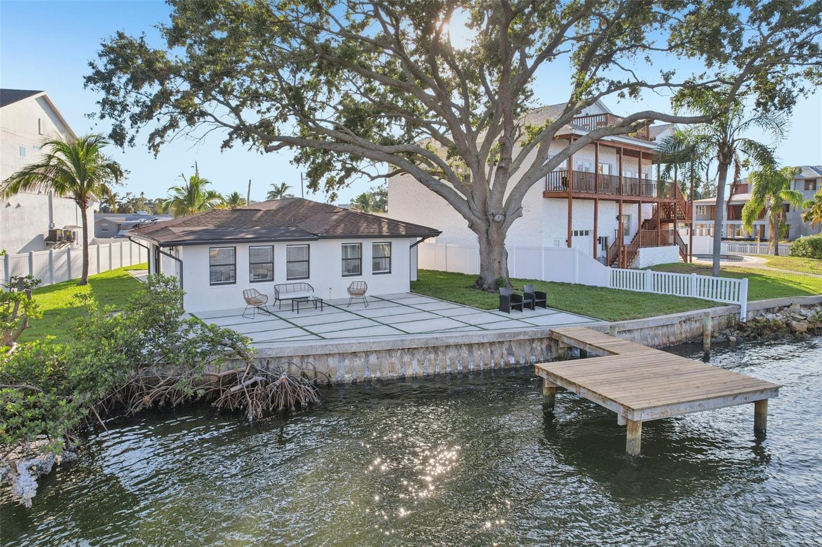 Image 45 of 49 For 1739 Bayou Grande Boulevard Ne