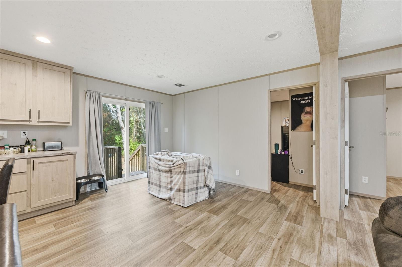 Image 19 of 40 For 6761 Jessica Court