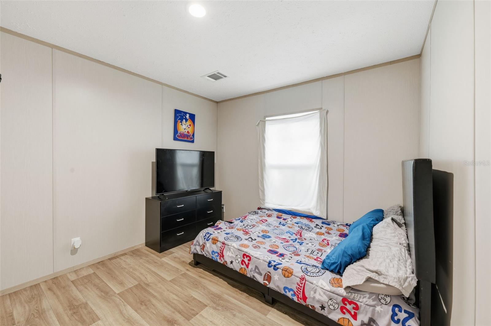 Image 27 of 40 For 6761 Jessica Court