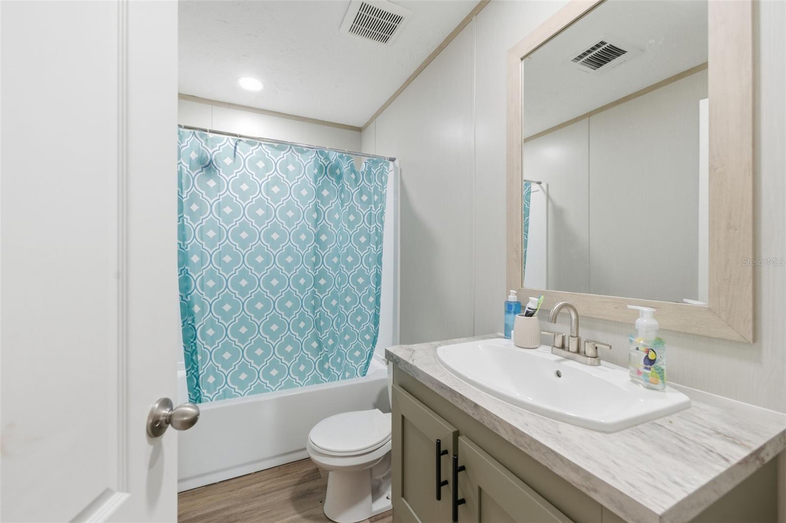 Image 31 of 40 For 6761 Jessica Court