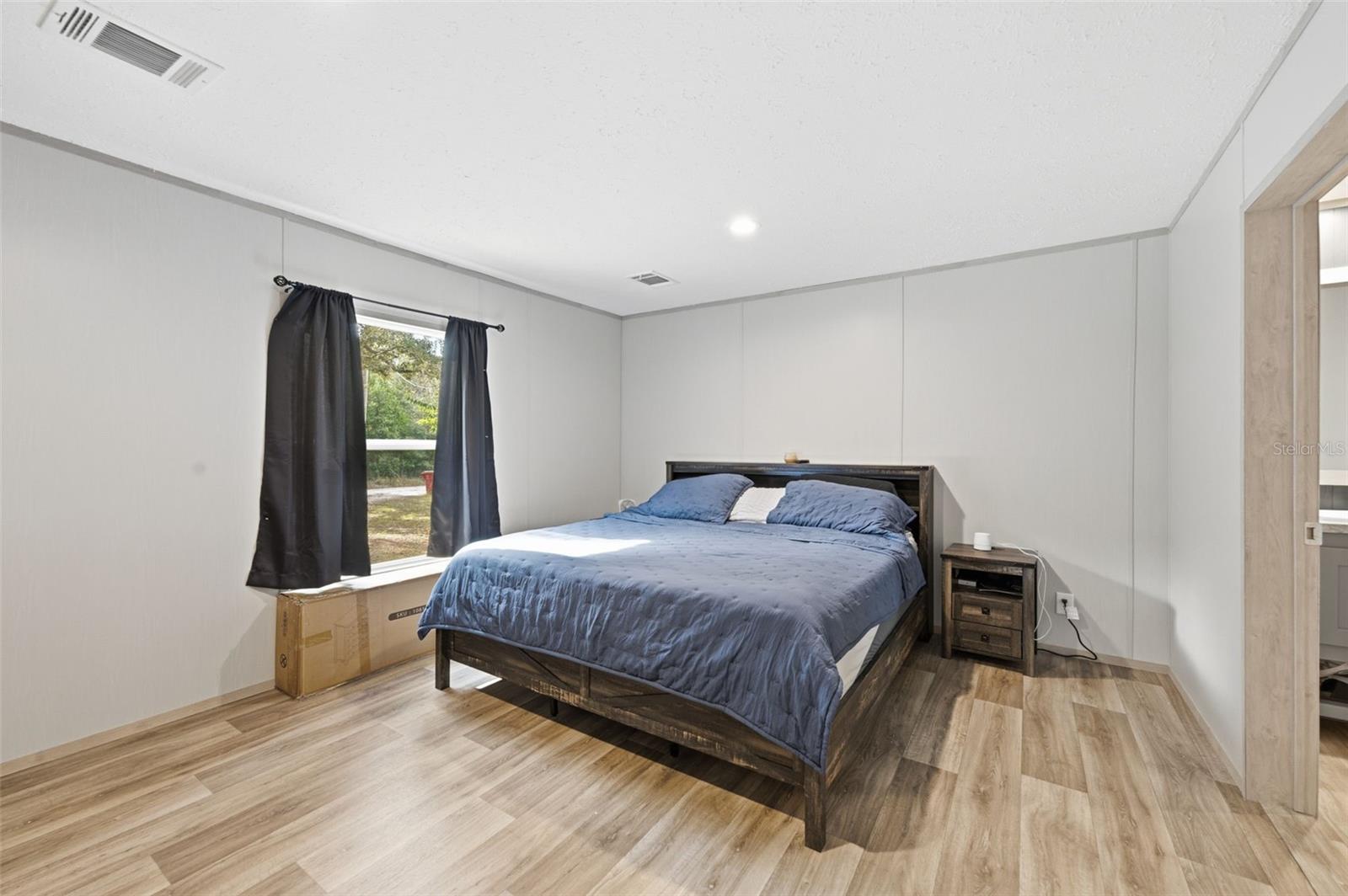 Image 33 of 40 For 6761 Jessica Court