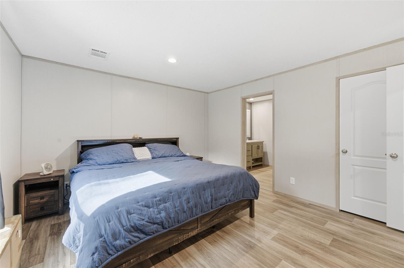 Image 34 of 40 For 6761 Jessica Court