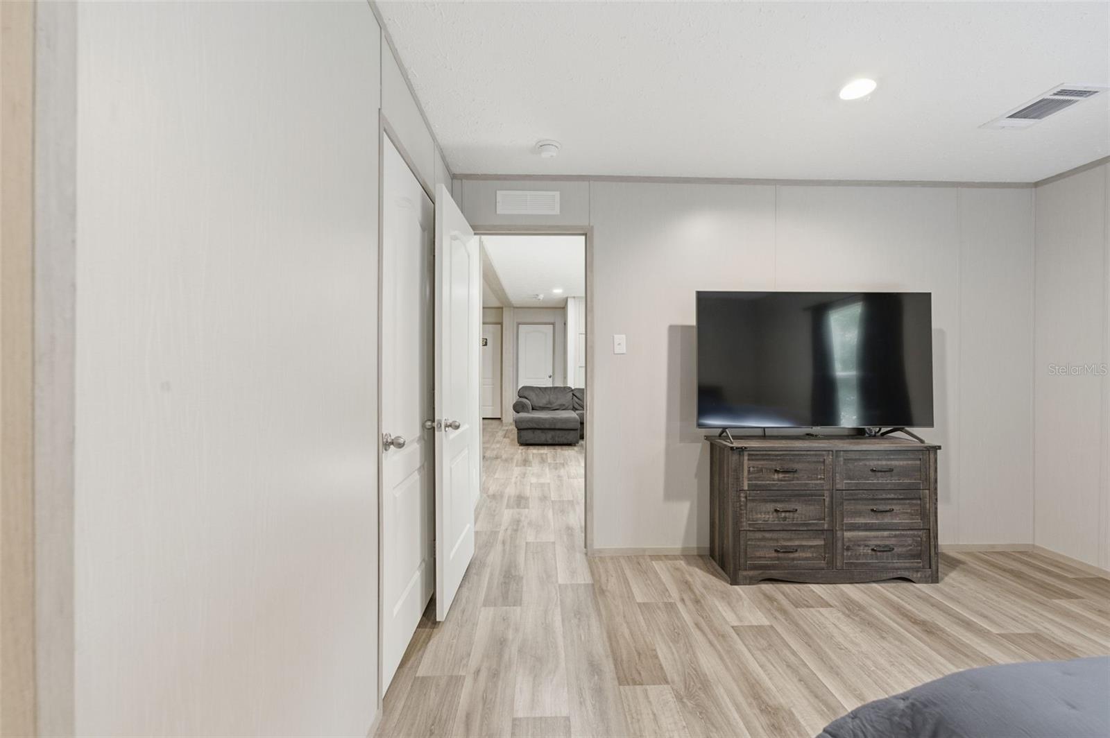 Image 36 of 40 For 6761 Jessica Court