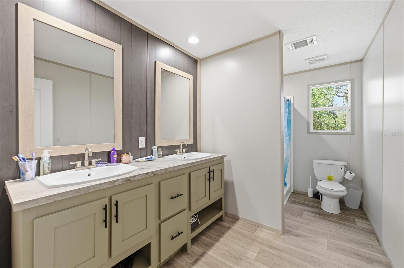 Image 37 of 40 For 6761 Jessica Court