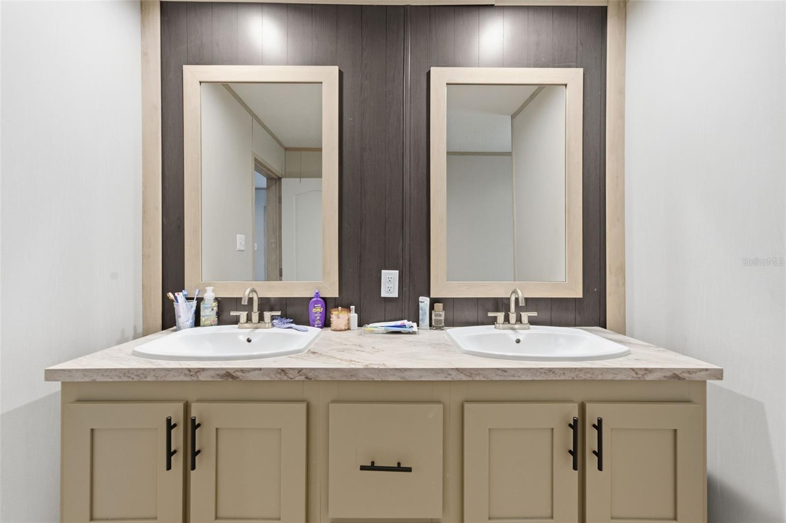 Image 38 of 40 For 6761 Jessica Court