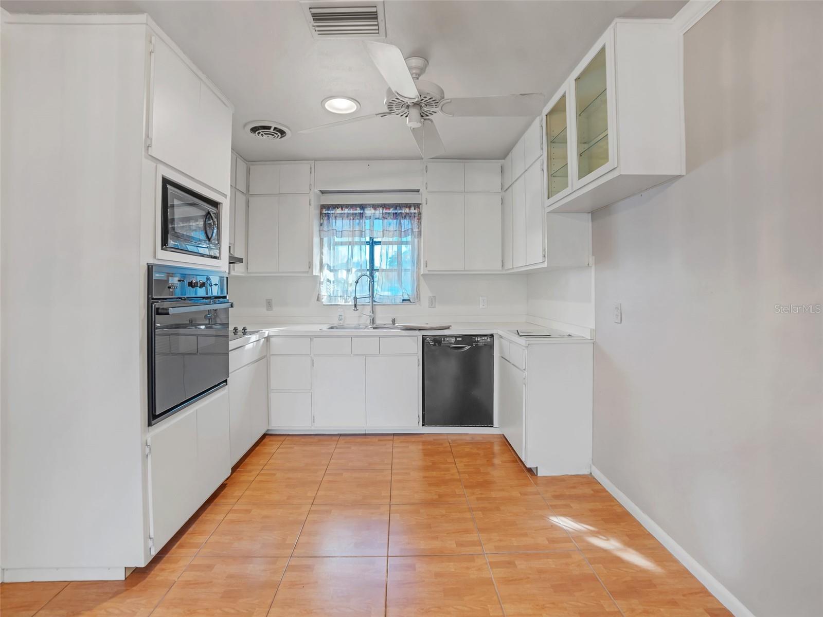 Image 12 of 27 For 1899 66th Avenue N