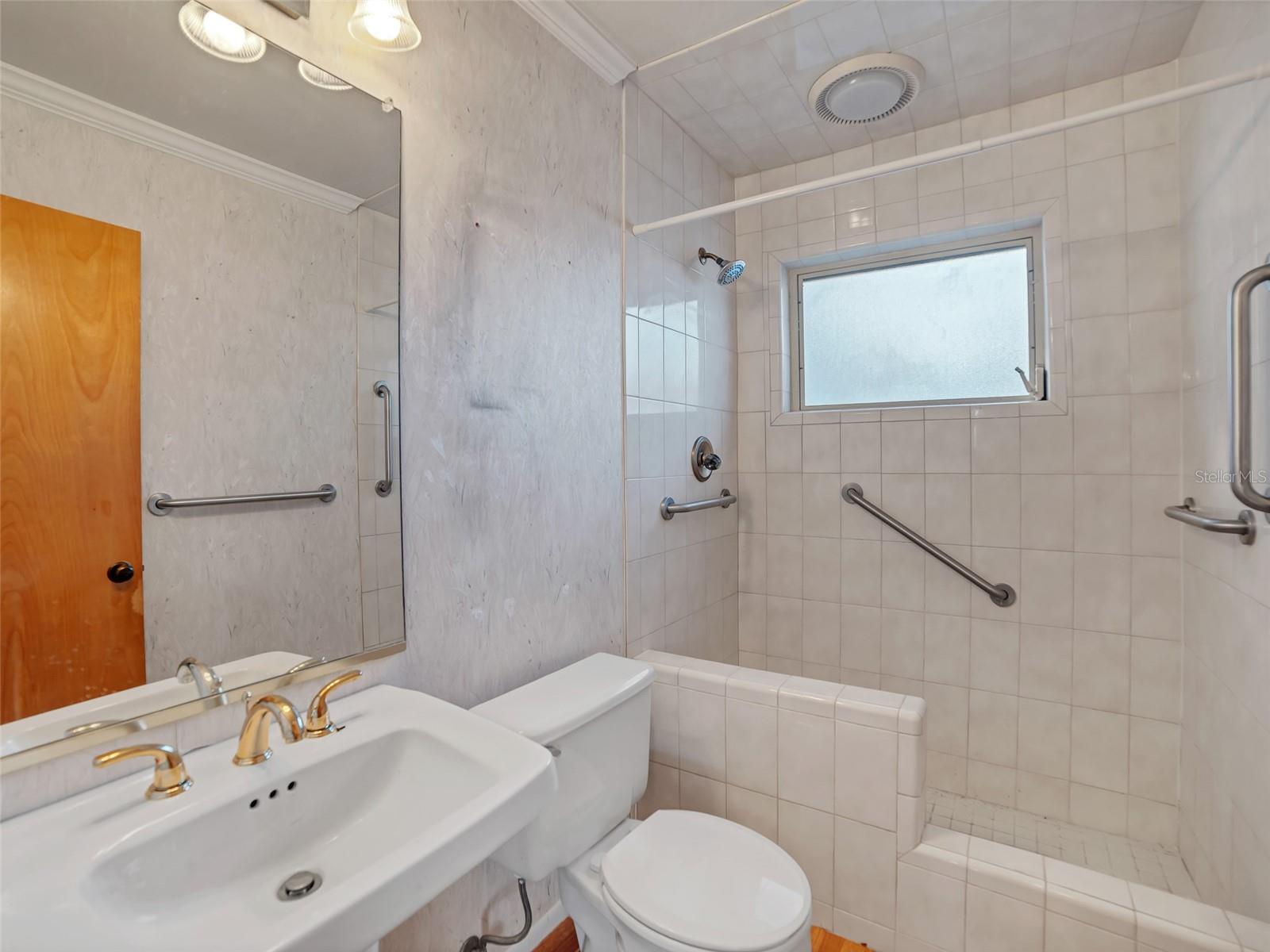 Image 18 of 27 For 1899 66th Avenue N