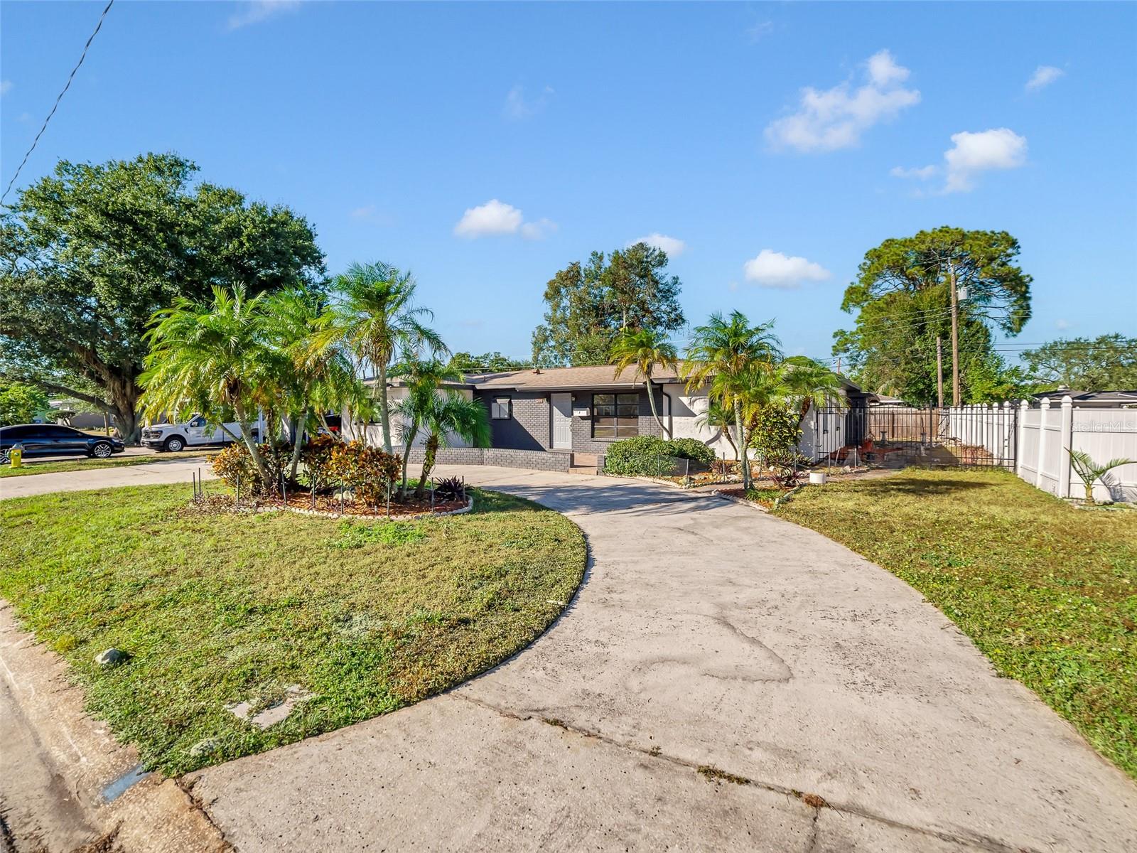 Image 5 of 27 For 1899 66th Avenue N