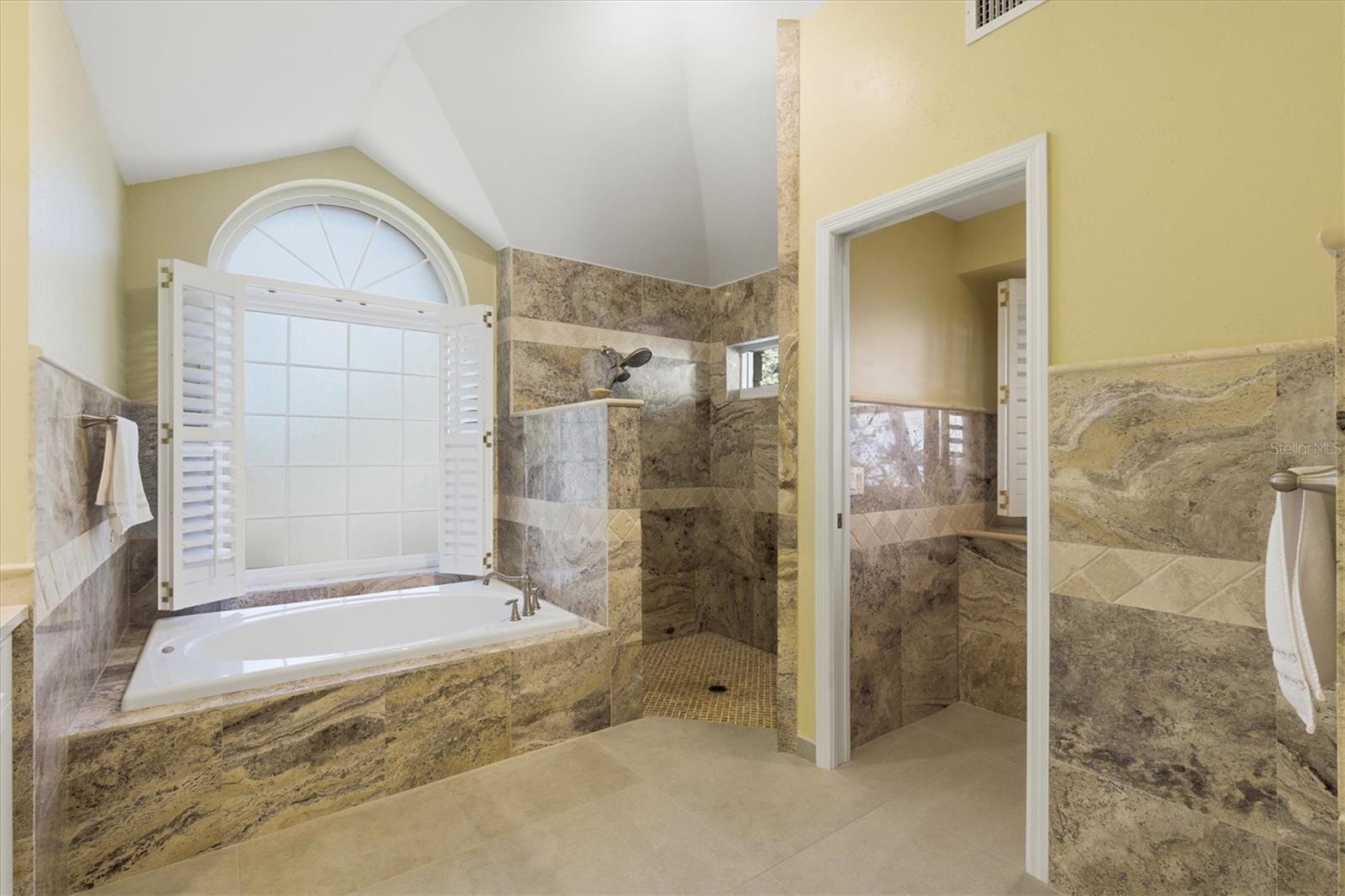 Image 43 of 82 For 192 Sage Circle