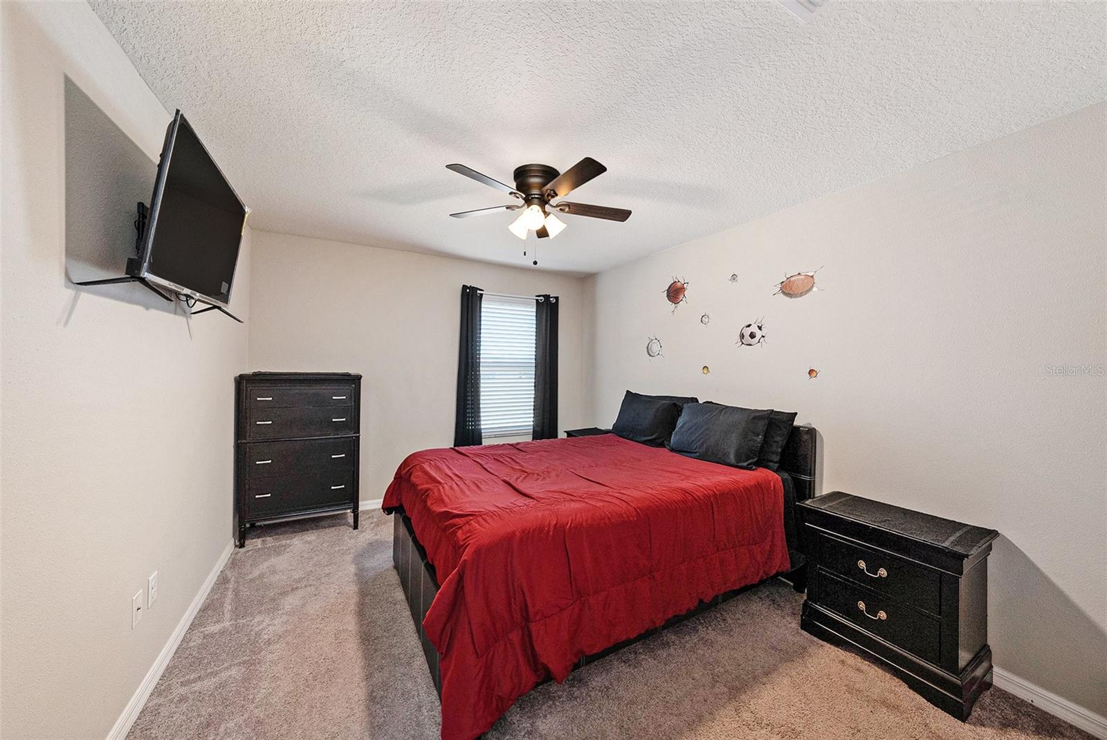 Image 15 of 39 For 4923 Eagle Rock Drive