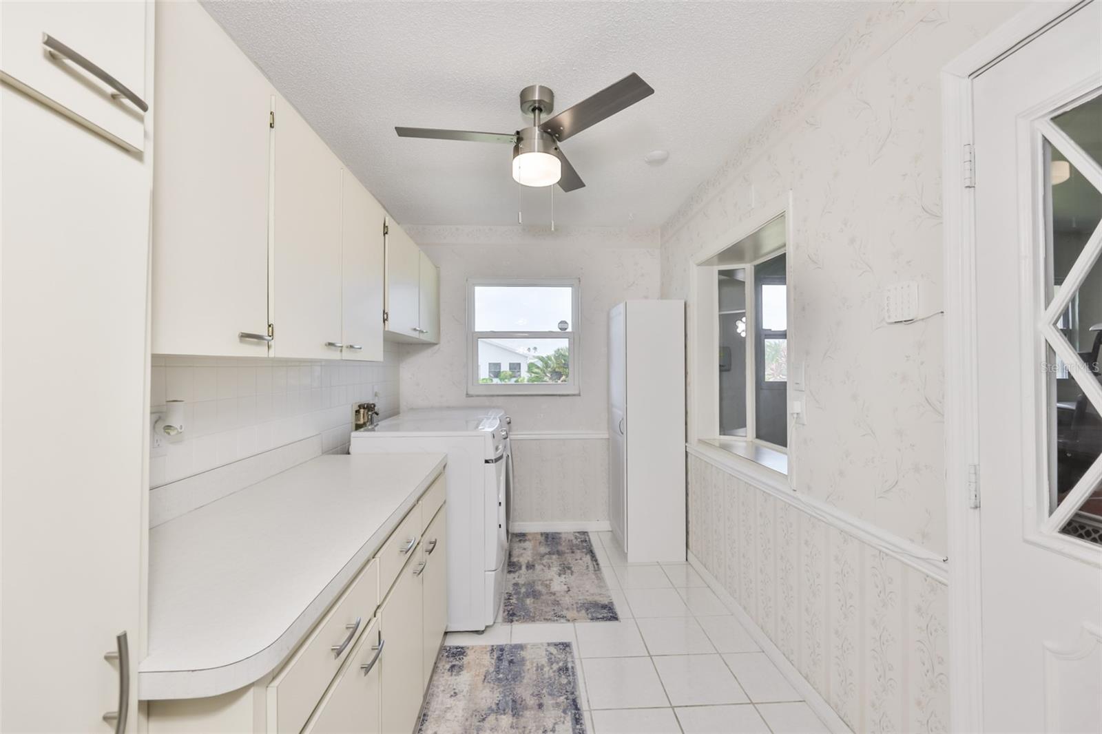 Image 12 of 42 For 1506 Bentwood Drive