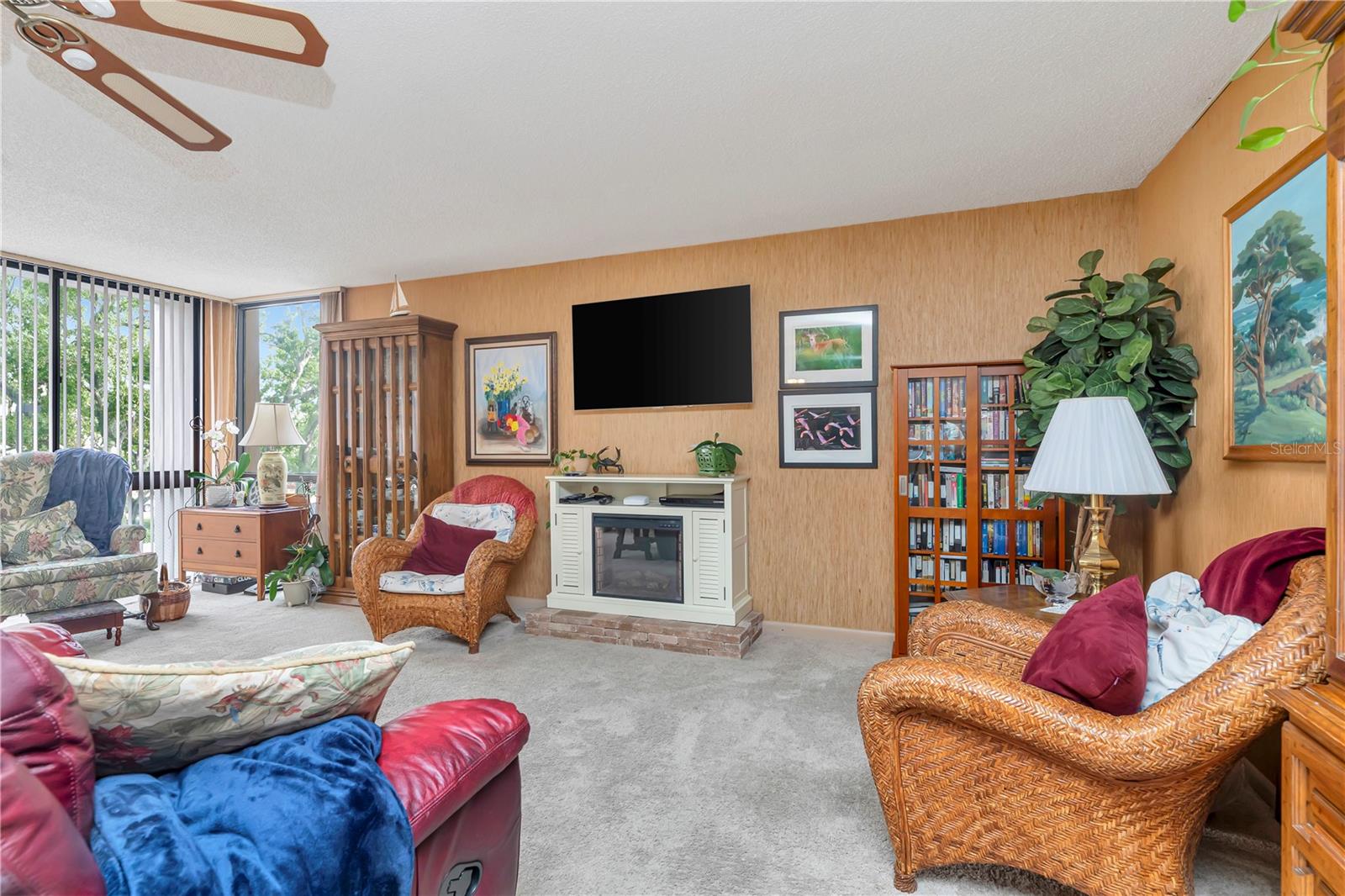 Image 11 of 30 For 3301 Bayshore Boulevard 302e