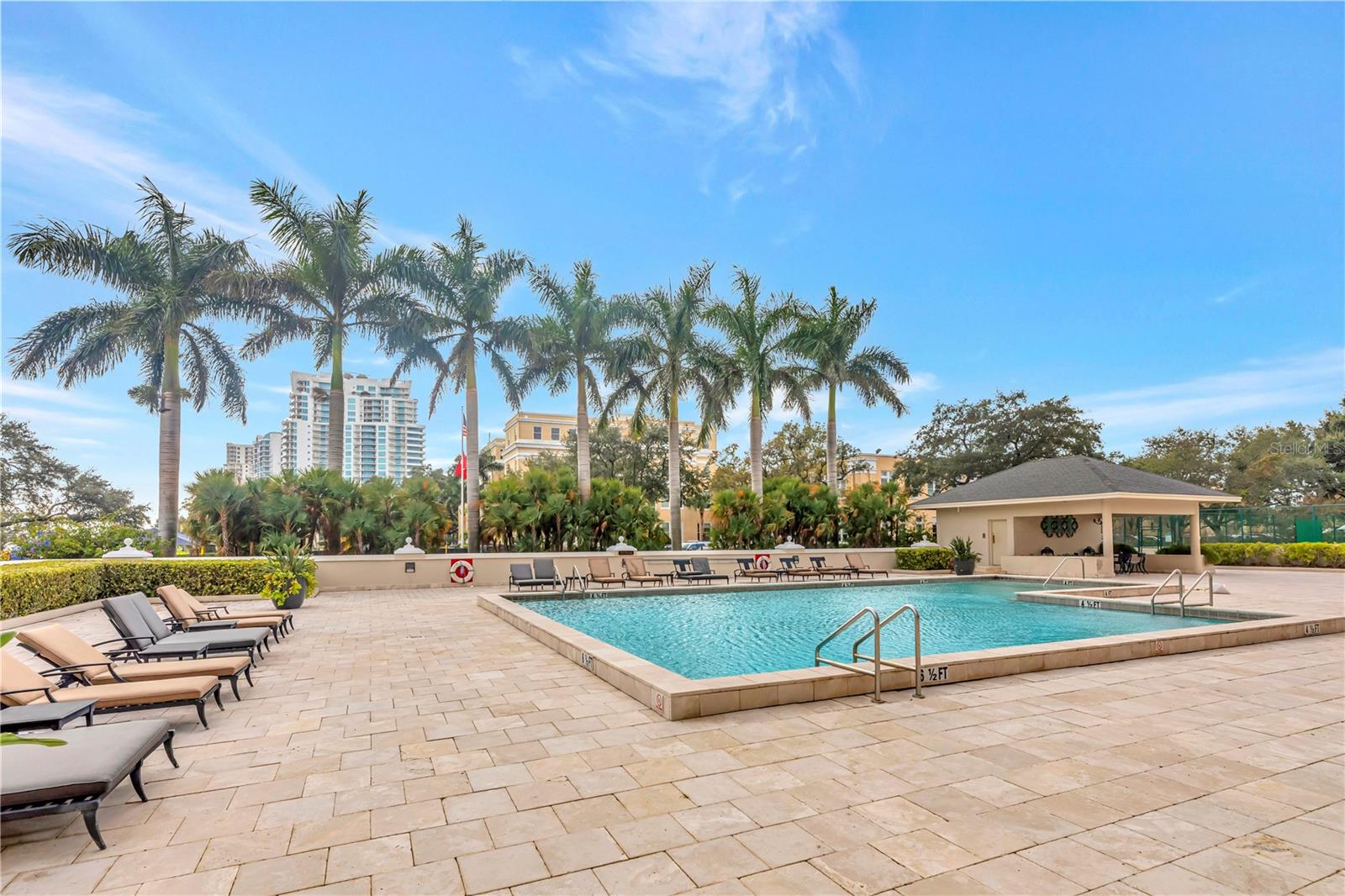 Image 25 of 30 For 3301 Bayshore Boulevard 302e