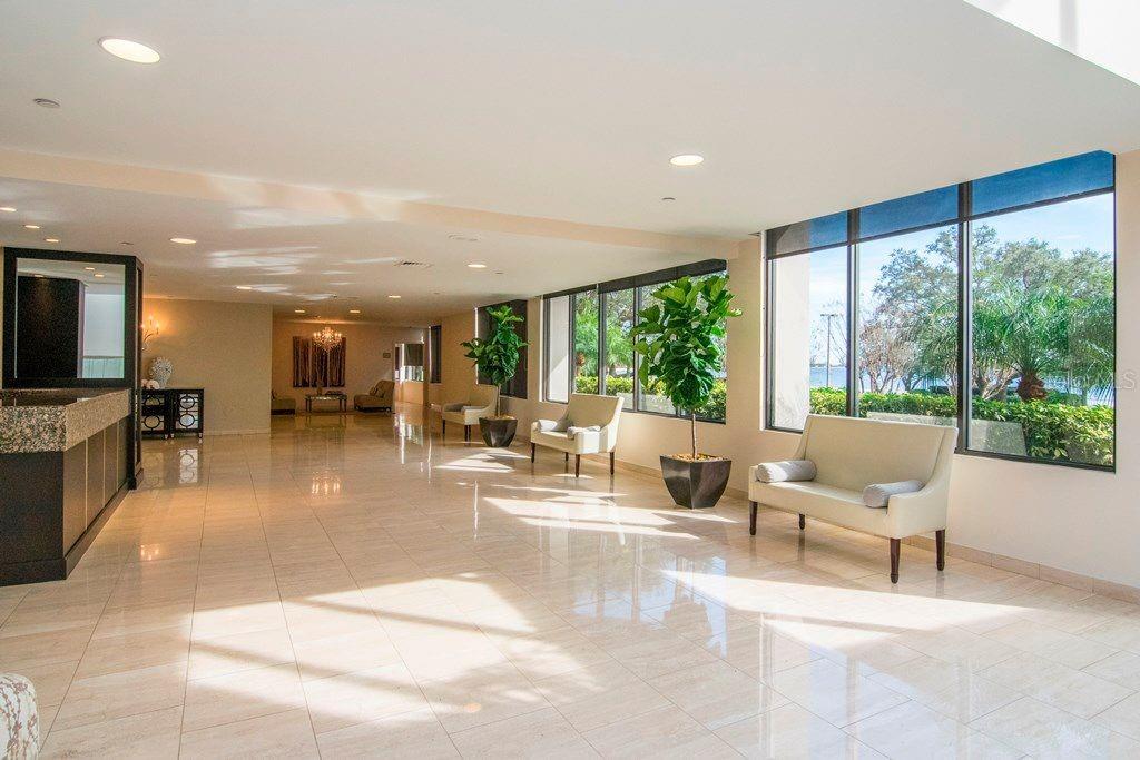 Image 6 of 30 For 3301 Bayshore Boulevard 302e