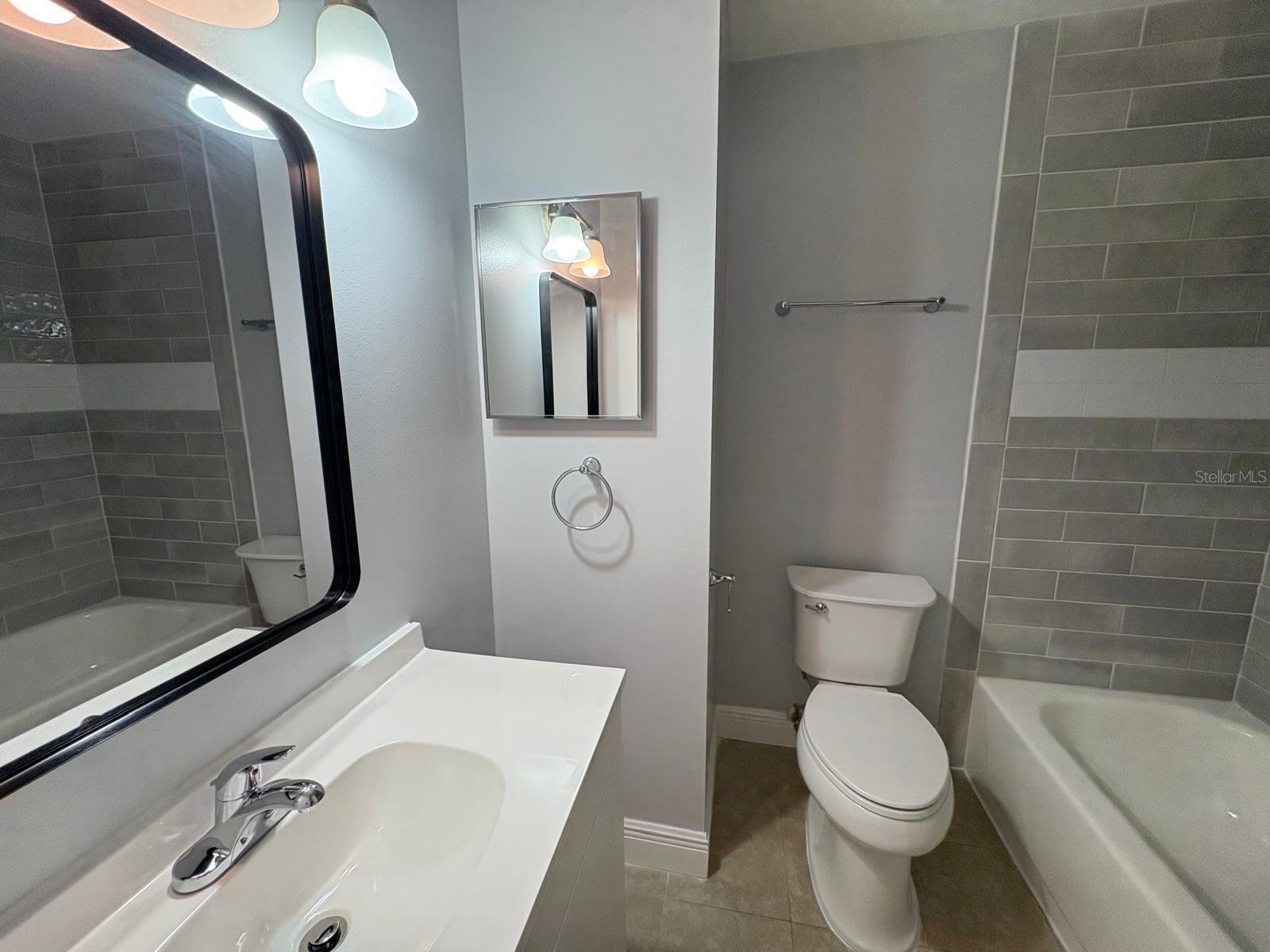 Image 7 of 29 For 29929 Playa Del Rey Lane