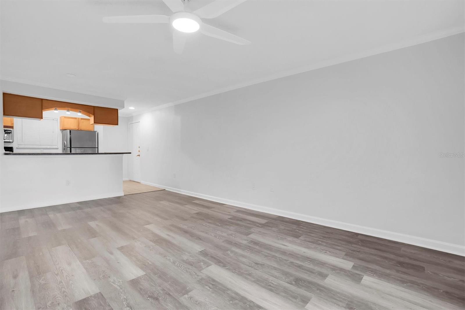 Image 6 of 31 For 2500 Winding Creek Boulevard A104